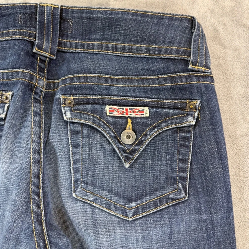 Hudson Beth Baby Bootcut Jeans Women's Size 28‎ Blue Dark Wash Distressed Denim